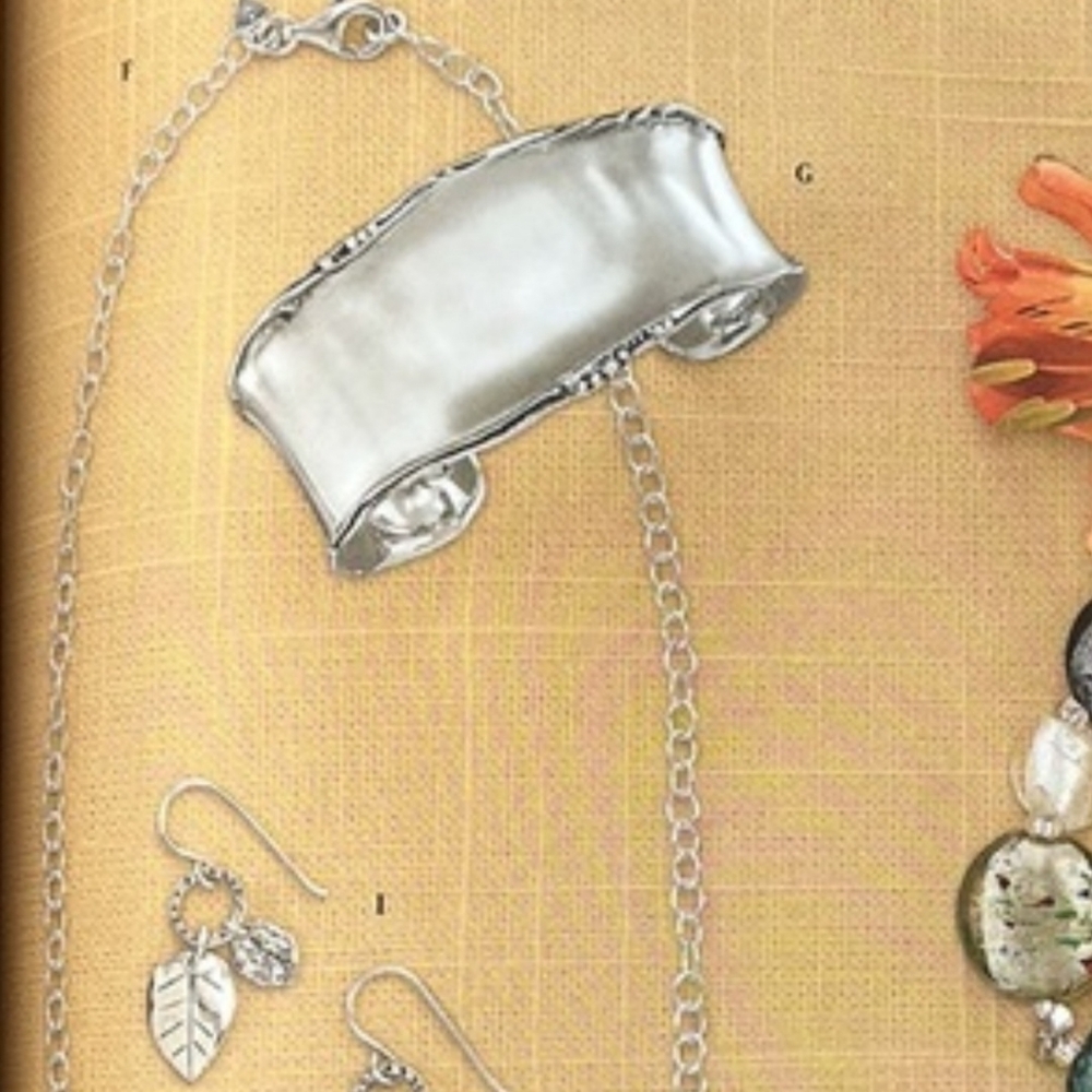 SILPADA 925 Sterling Silver Wide Cuff Bracelet Rolled Edge Beaded Curved B1435 - Picture 4 of 9